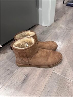 UGG Chestnut Suede Short Shearling Boots